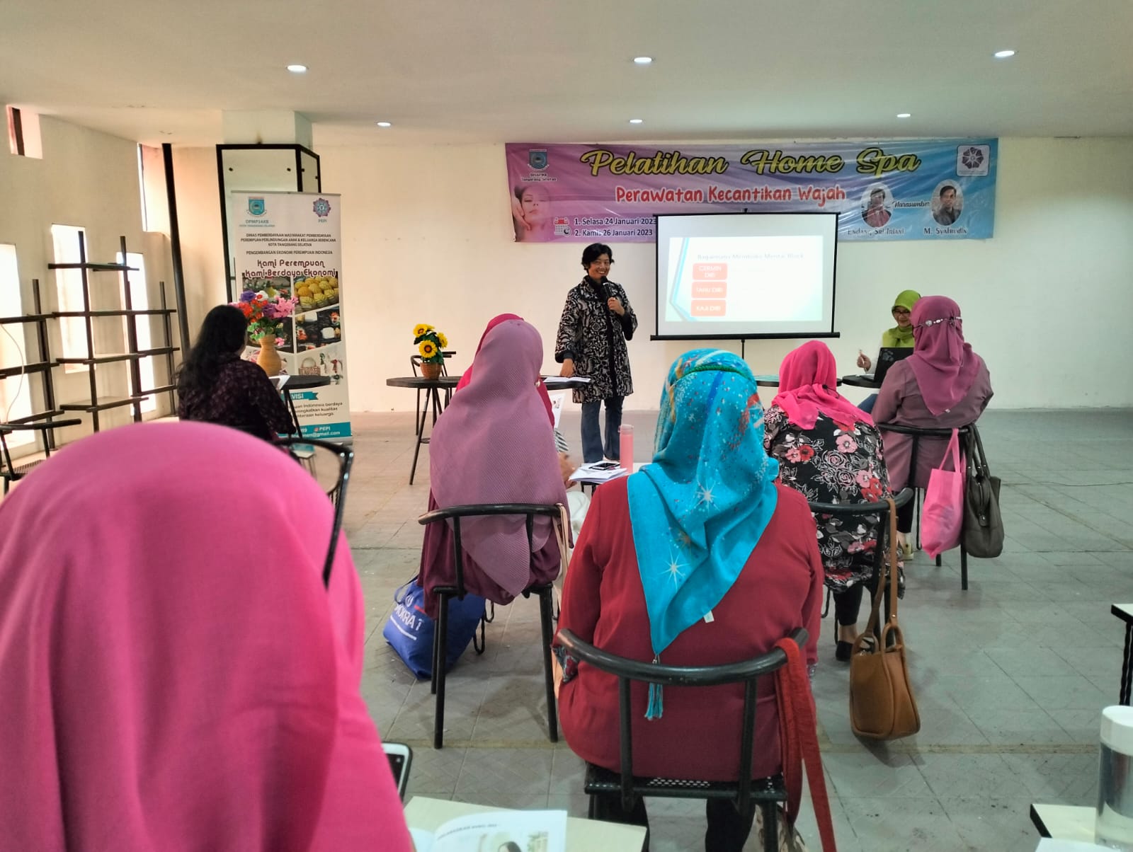 PEPI Latih Emak-emak di Tangsel Jadi Terapis Spa