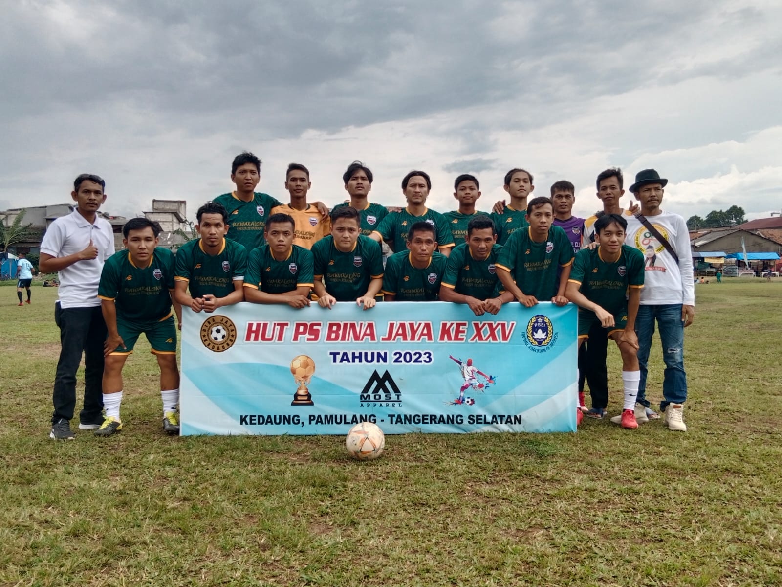 Brace Opik Bawa Satria Muda Siliwangi Bungkam Rajawali Satria Muda Siliwangi (SMS) menurunkan pemain lokal berpengalaman.(Foto: dok/Panitia Bina Jaya Cup).