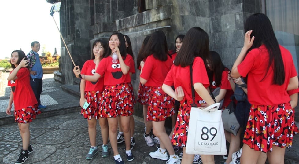 Cepat Stop Turis China, Jangan Sampai Menyesal foto: Ist
