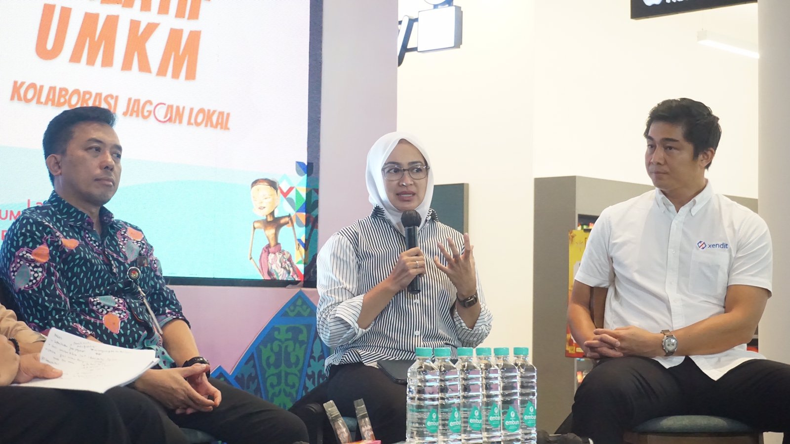 Delapan Jurus Mengembangkan UMKM Ala Airin Rachmi Diany Airin Rachmi Diany saat memaparkan UMKM dalam talk show himpunan Pengusaha dan Wiraswasta, di Jakarta. (Dok)