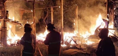 Kandang Ternak Ayam di Bogor Terbakar, Ditaksir Kerugian Mencapai Rp 2 M Ilustrasi kebakaran kandang ayam