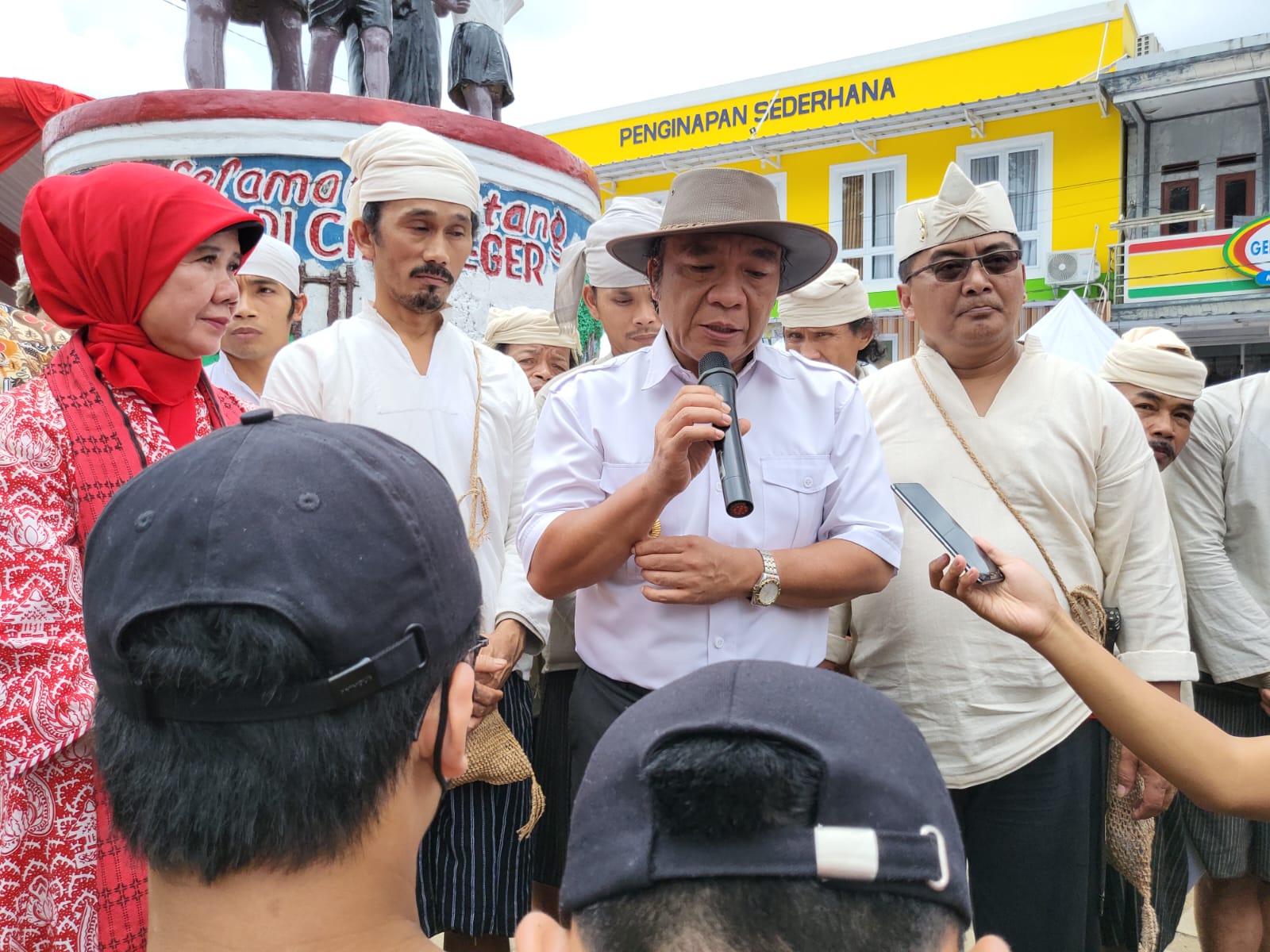 Kolaborasi Penanganan Stunting Harus Kompak Seperti Penanggulangan Covid-19 Pj Gubernur Banten saat memberikan keterangan pers