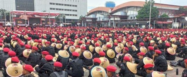 Simpatisan PDIP sudah mulai memadati area tempat acara HUT Emas di Kemayoran. (Ist)