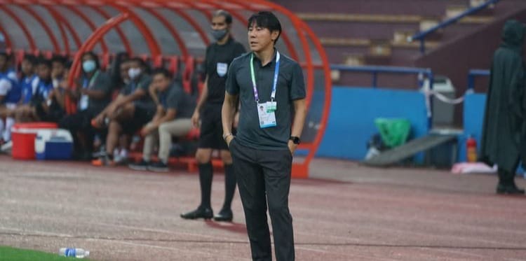 Lagi-Lagi Pelatih STY Kecewa, Pemain Masih Ada Yang Egois Pelatih Timnas Indonesia STY. (Ist)