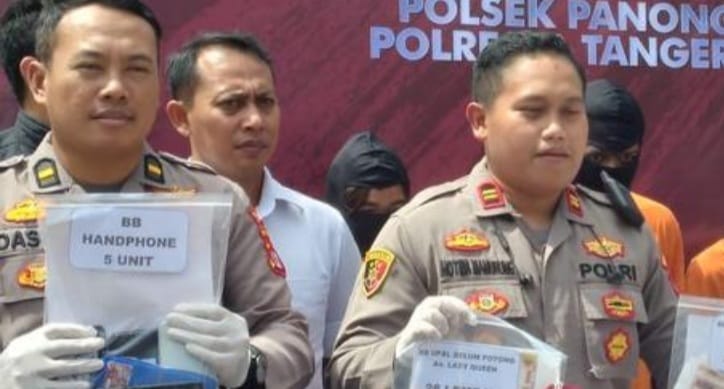 Polsek Panongan saat konferensi pers terkait  penangkapan sindikat uang palsu. (Ist)