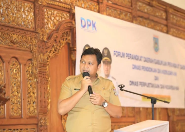 1.200 Kepsek Swasta di Tangsel Bakal Diberi Insentif Kepala Dikbud Kota Tangsel Deden Deni. (Ist)