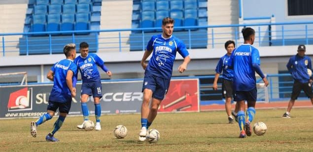 Kesebelasan Persib salah satu klub yang terkena denda