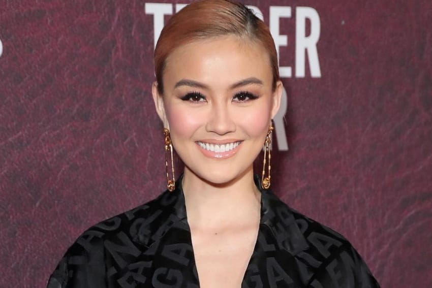 Agnez Mo, Happy Dicium Adam (Foto : Istimewa)