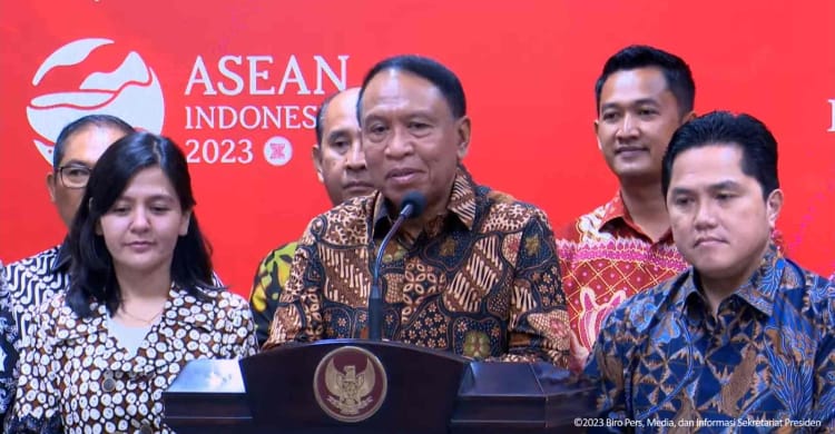 Amali Mundur Dari Menpora Menpora Zainudin Amali saat konferensi pers selepas Pengurus Baru PSSI diterima Presiden Jokowi. (Ist)