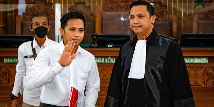 Demi Keselamatan, Eliezer Perlu Ganti Identitas & Operasi Plastik Bharada E