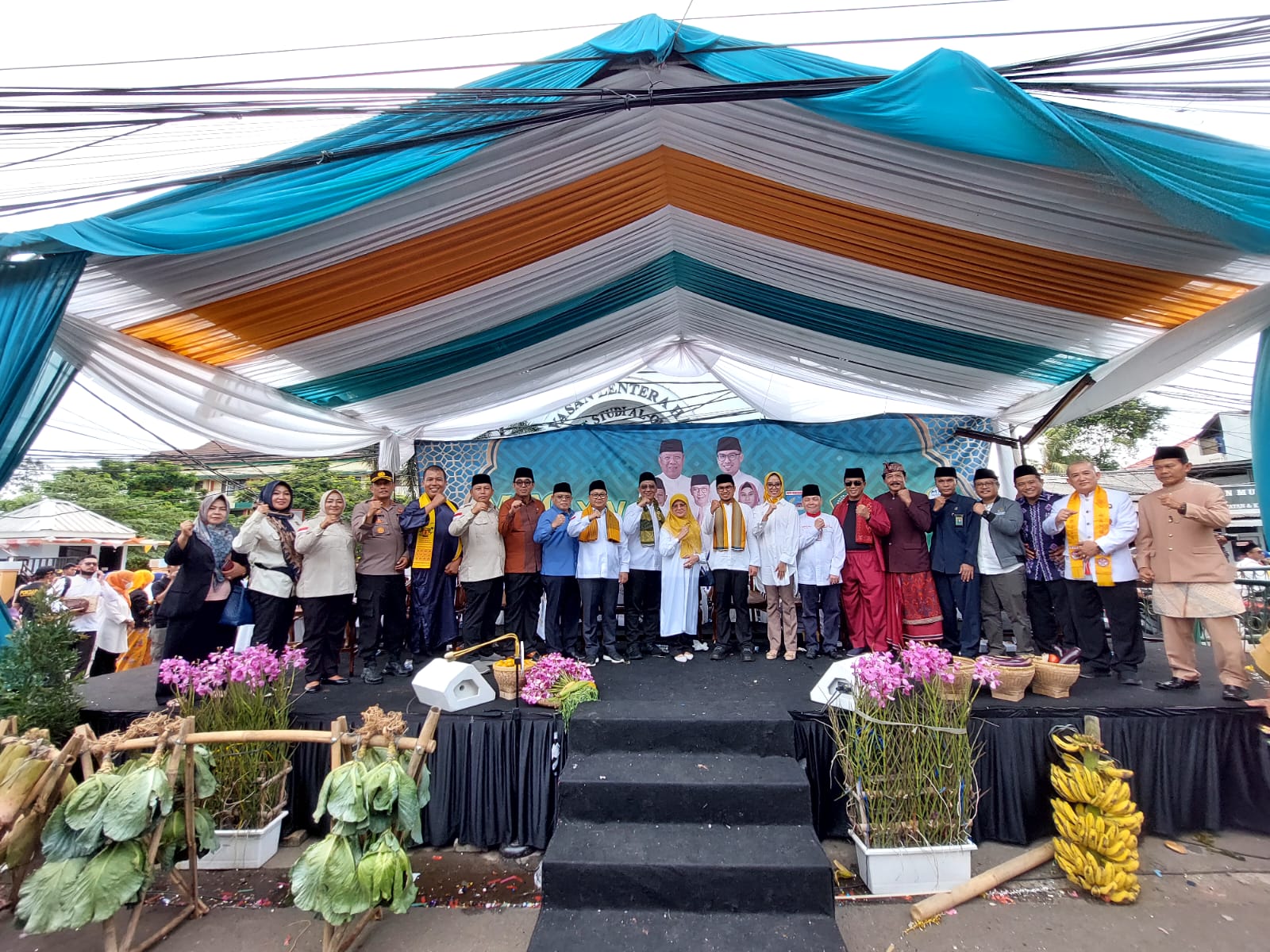 Pawai Taaruf MTQ Tangsel berjalan sangat meriah