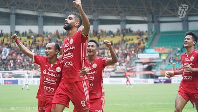 Selebrasi pemain Persija saat berhasil mengalahkan Rans 3-1