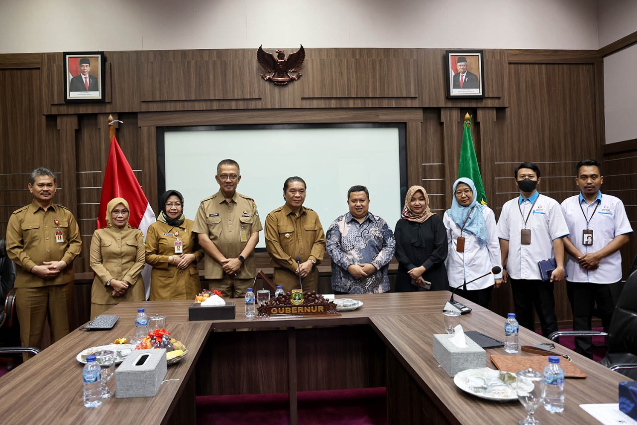 Pj Gubernur Al Muktabar: Pemprov Banten Berkomitmen Terus Tingkatkan Pelayanan Publik foto : Humas Pemprov