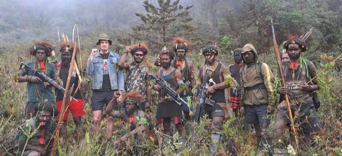 Selamatkan Pilot Susi Air Dari KKB (Foto : Istimewa)