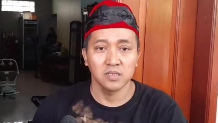 Teddy Pardiyana Jadi Kini Tahanan Kota Teddy Pardiyana.
