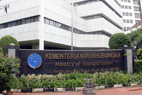 Buntut Istri Flexing, Pegawai Kemenhub Resmi Dinonaktifkan (Foto : Istimewa)