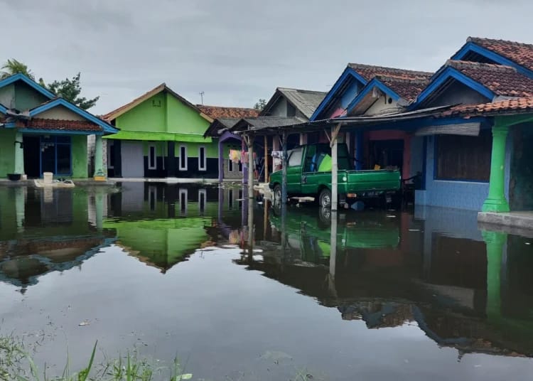 Bupati Instruksikan OPD Ikut Gerak Tangani Banjir Di Kabupaten Tangerang foto : Ist