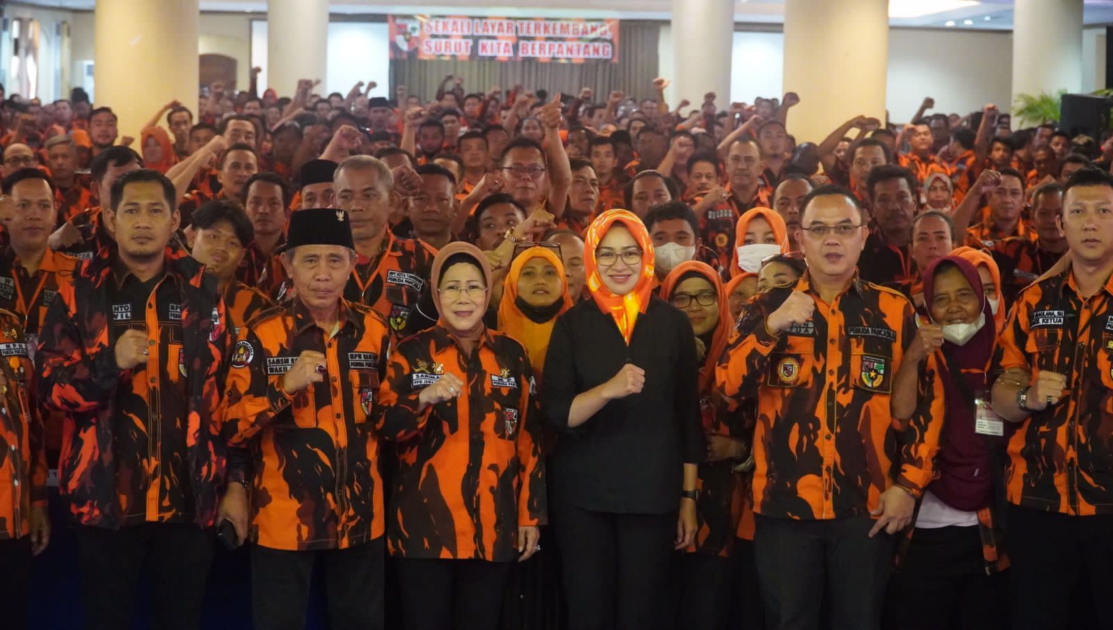 Ratusan Kader Pemuda Pancasila Siap Dukung Airin Rachmi Diany sebagai Gubernur Banten, Sabtu (5/3). (tangselpos.id/ist)