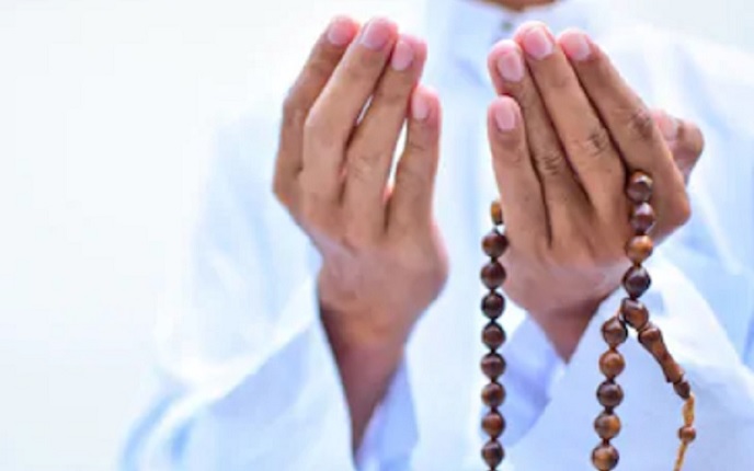 Doa Hari Ke 4 Puasa Ramadan, Memohon Manisnya Zikir Dan Kekuatan Untuk Bersyukur (Foto : Istimewa)