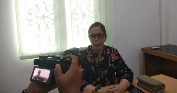 Kajari Pandeglang Helena Octaviane saat memberikan keterangan pers. (Ist)