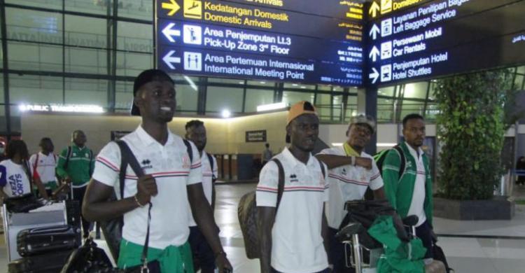 Hari Ini, Timnas Burundi Mulai Latihan Kedatangan tim Burundi di terminal III Soekarno Hatta. (Ist)