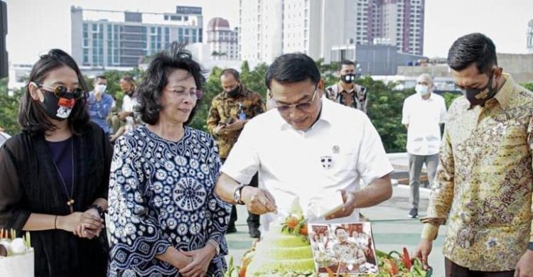 Perayaan ultah ke 62 Koesni Harningsih Istri Kepala KSP Moeldoko. (Ist)