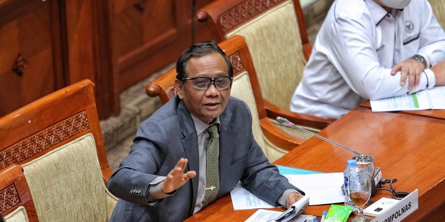 Mahfud Minta Benny K Harman, Arteria, Arsul Sani Tak Cari Alasan Absen (Foto : Istimewa)