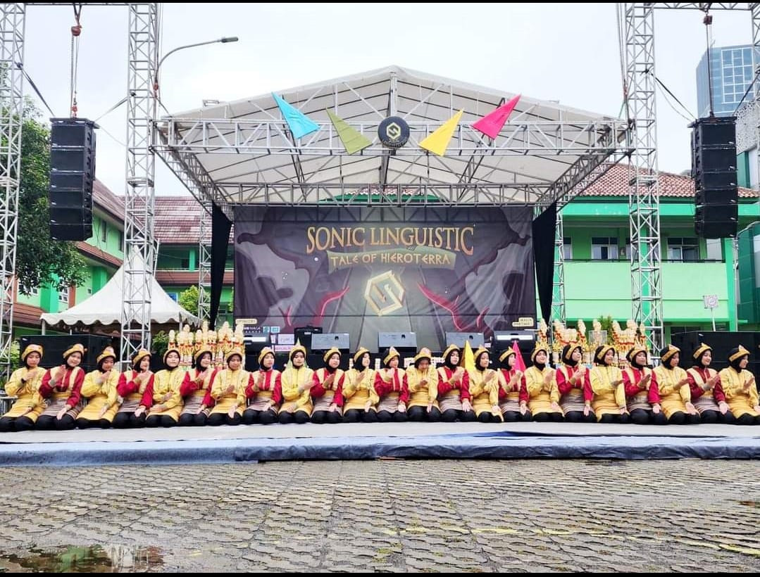 MAN IC Serpong Gelar Sonic Linguistic 2023 Diikuti Seluruh Indonesia Pembukaan Show You Brain on Science and Link Your Imagination on Language, Sport, Art, Culture, and Journalistic (Sonic Linguistic) 2023.