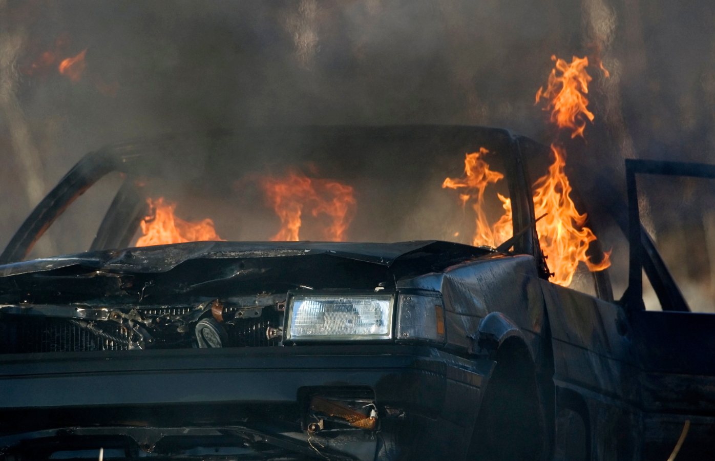 Mobil Terbakar di Tol Tangerang – Merak, Sopir dan Penumpang Selamat Ilustrasi