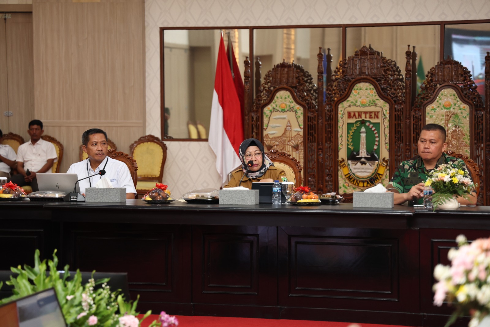 Pemprov Banten Akan Gelar 4 Kegiatan Pasar Murah Plh Sekda Provinsi Banten Virgojanti saat memberikan konferensi pers. (Foto : Humas Pemprov)