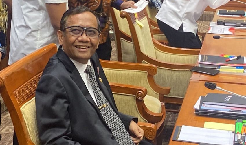 Rapat Soal Transaksi Rp 349 Triliun Panas, Mahfud Balas Gertak Anggota DPR foto : Ist