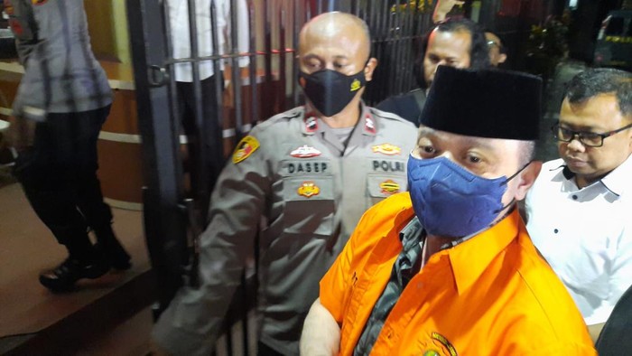 Selesai Kawal Kasus Sambo, Netizen Kawal Kasus Teddy Teddy Minahasa. (Ist)
