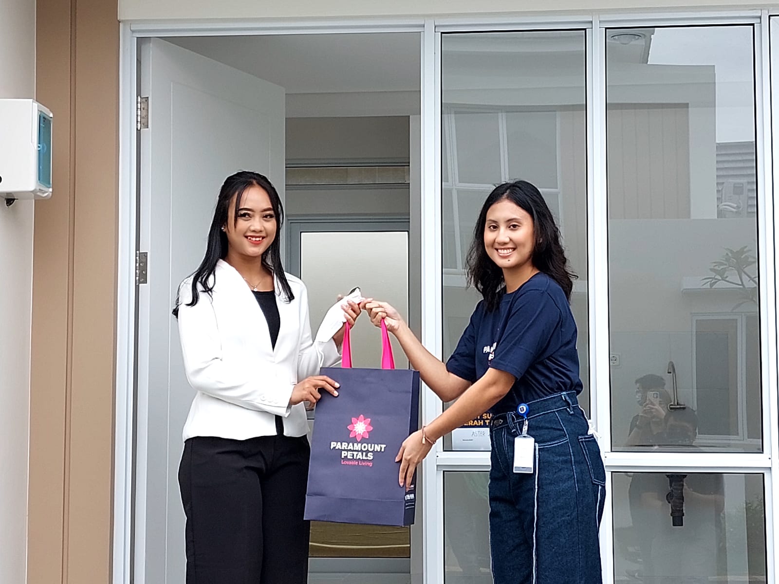 Serah Terima Perdana Klaster Aster di Paramount Petals, Konsumen : Sangat Puas! Foto: Ist