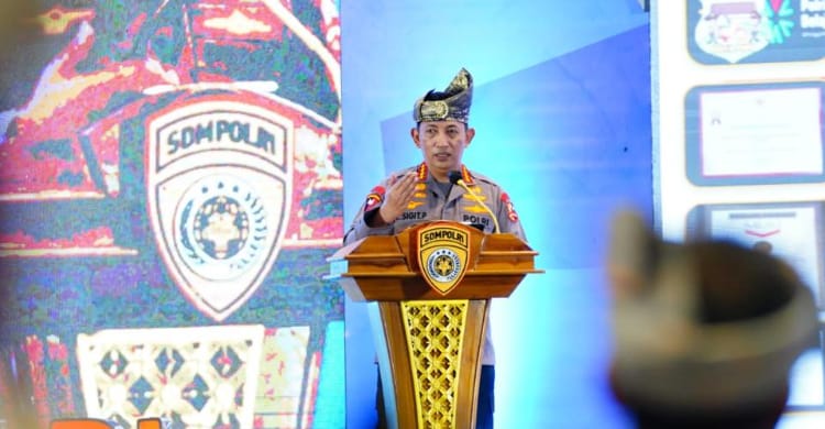 Tutup Rakernis, Kapolri Tegaskan Pentingnya Penguatan SDM Untuk Raih Kepercayaan Publik foto : Ist