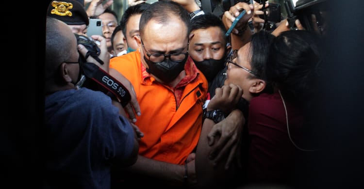 Alasan KPK Bergegas Tahan Rafael, Firli: Dengan Fasilitasnya, Dia Bisa Melarikan Diri foto : Ist