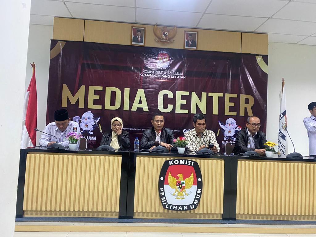 Catat! Pendaftaran Bacaleg Mulai 1 Mei KPU Kota Tangsel ke gula. Pendaftaran Bacaleg untuk DPRD Tangsel dibuka pada 1 Mei 2023. (dra)