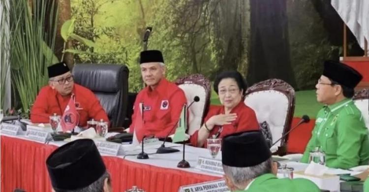 Ditutup Doa KH Mustofa Aqil Siradj Foto : Ist