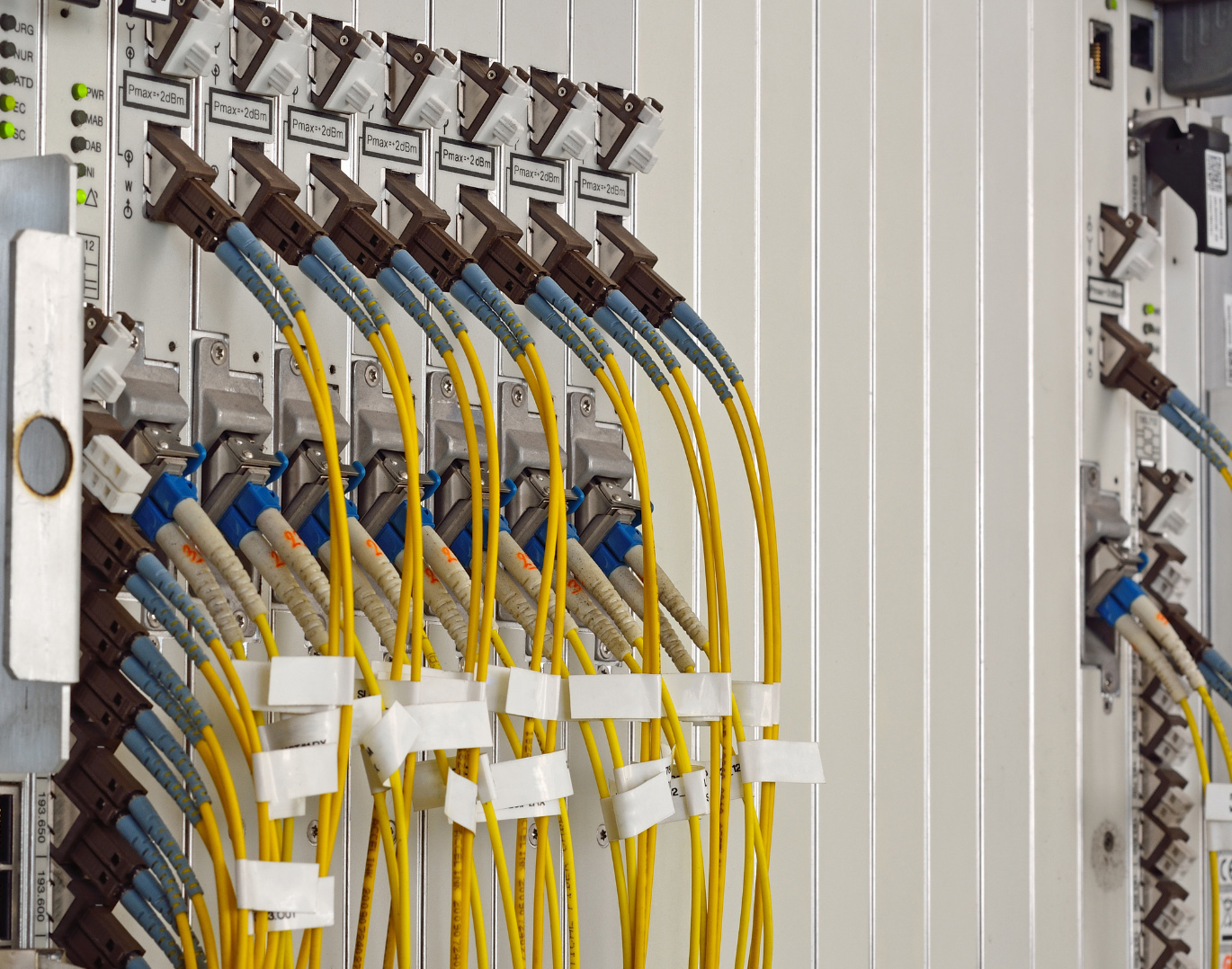 DPRD: Jangan Pilih-pilih, Relokasi Semua Fiber Optik Ilustrasi (Ist)