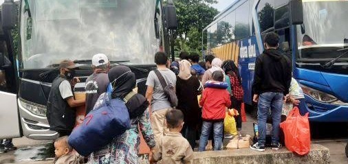 H-7, Penumpang Angkutan Umum Melonjak, Pergerakan Mobil Pribadi Landai Foto ; Ist