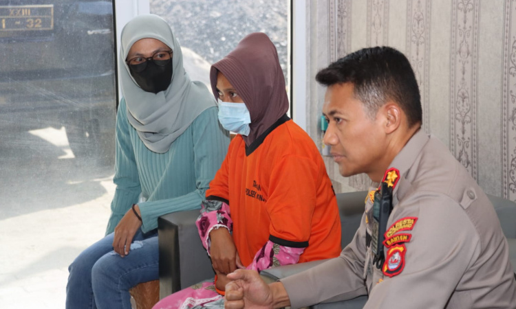 Ibu Kandung Buang Bocah 10 Bulan Hidup-hidup ke Bantaran Kali Foto: Ist
