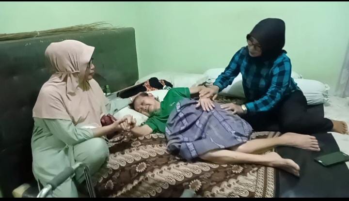 Lansia Di Pondok Aren Hidup Sebatangkara, Butuh Perhatian Pemerintah Foto : Ist