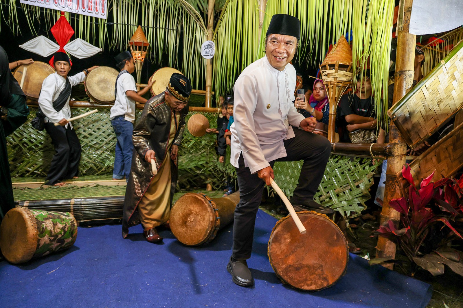 Perkuat Persatuan, Pj Gubernur Al Muktabar: Pemprov Banten Dukung Pelestarian Seni Budaya Foto ; Humas Pemprov