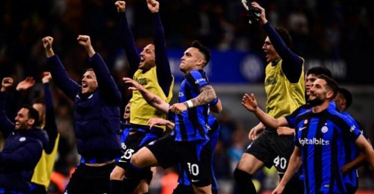 Selebrasi pemain Inter Milan seusai mengalahkan Juventus.  Foto : Ist