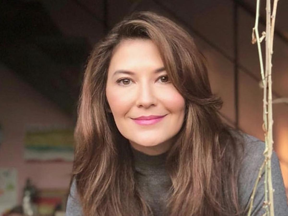 Tamara Bleszynski, Kaget Biaya Berobat Ayah Dikenai Bunga (Foto : Istimewa)