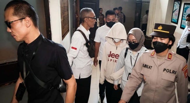Terbukti Bersalah, AG Divonis 3,5 Tahun Penjara Terkait Penganiayaan David AG (jaket putih) saat tiba di PN Jakarta Selatan foto : Ist