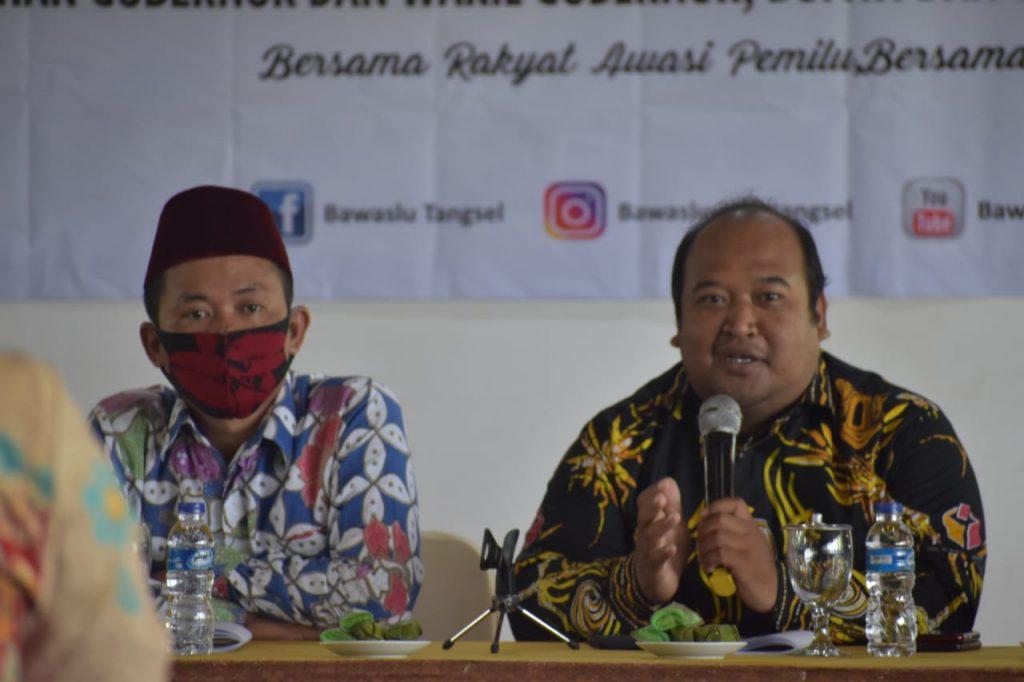 Bawaslu Temukan Data Bermasalah Di DPS Ketua Bawaslu Kota Tangsel Muihammad Acep mengumukan adanya temuan data bermasalah dalam Daftar Pemilih Sementara (DPS) Kota Tangsel. (dra)