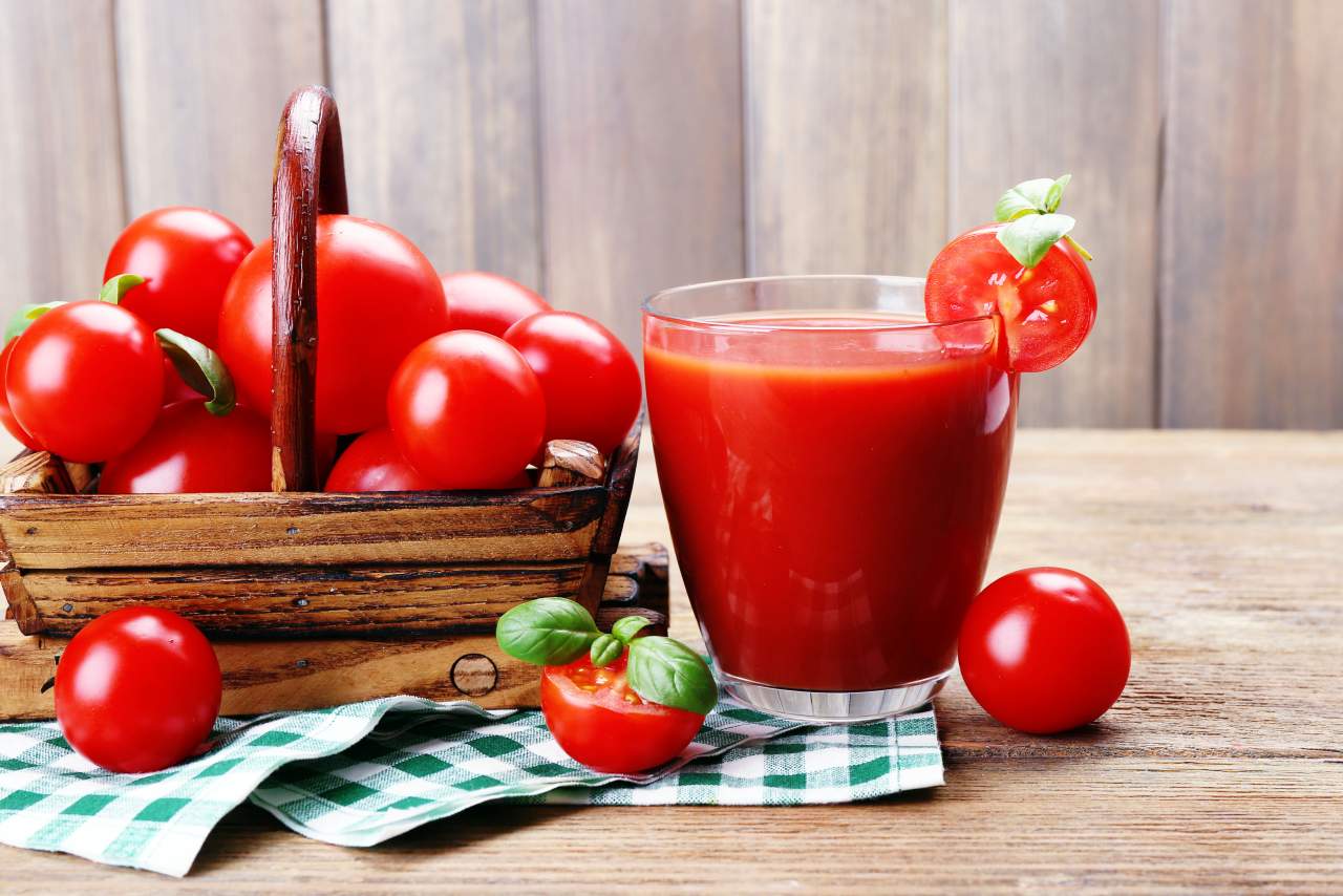 Beragam Manfaat Jus Tomat dan Tips Mengkonsumsinya Foto : Ist