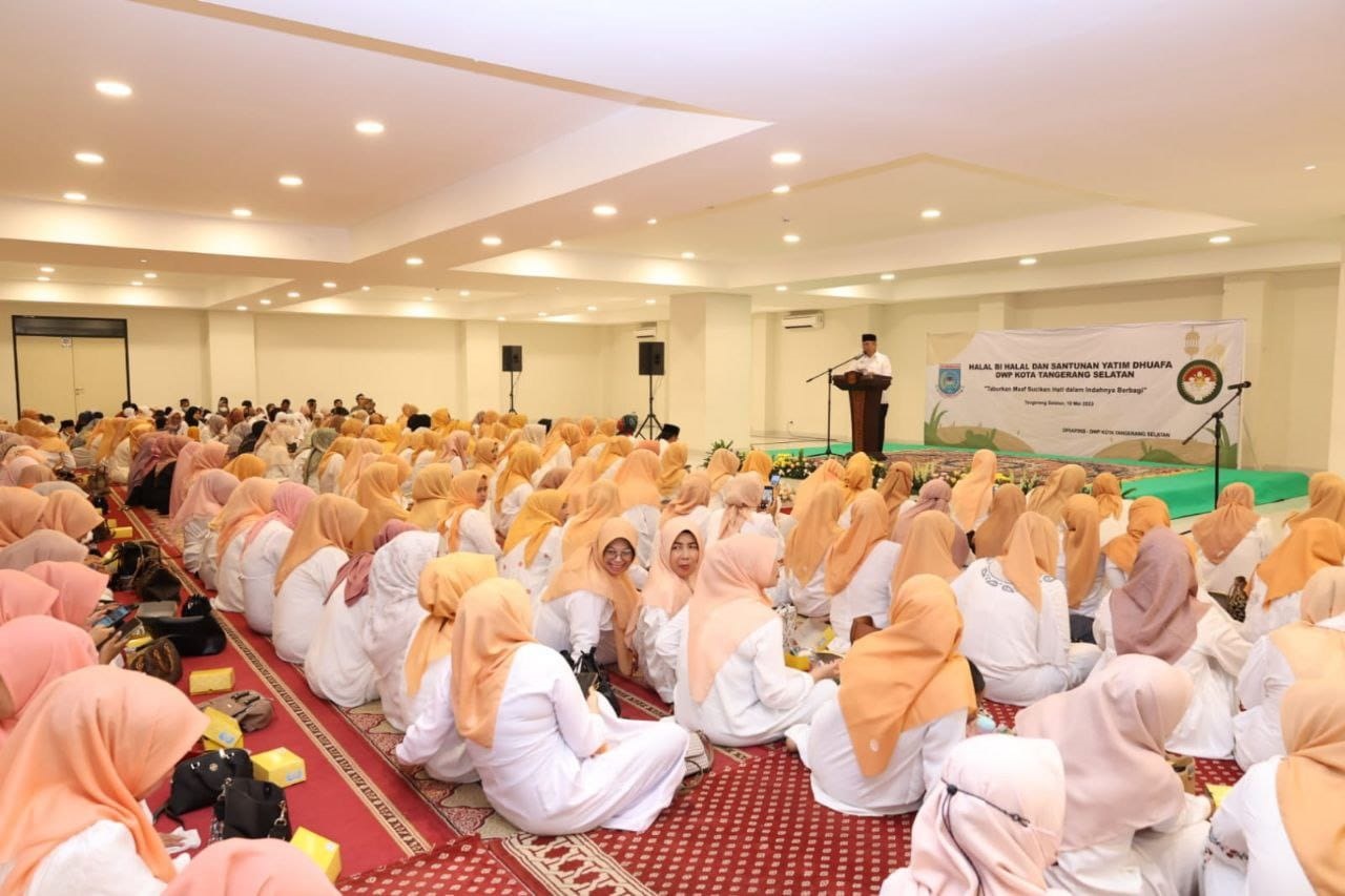Dharma Persatuan Wanita (DPW) Tangsel menyelenggarakan Halal Bihalal, Gedung Islamic Center, Serpong Tangsel. (din)