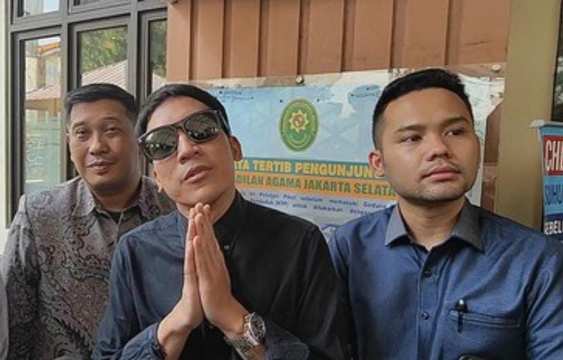 Difitnah, Desta Bakal Laporkan Oknum Penyebar Isu Perselingkuhan Foto : Ist