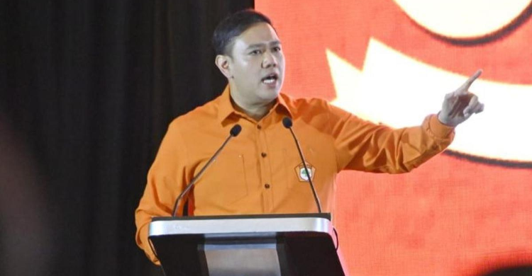 Digoda Banteng Dukung Ganjar Ketua DPD Golkar Dave Laksono. Foto : Ist